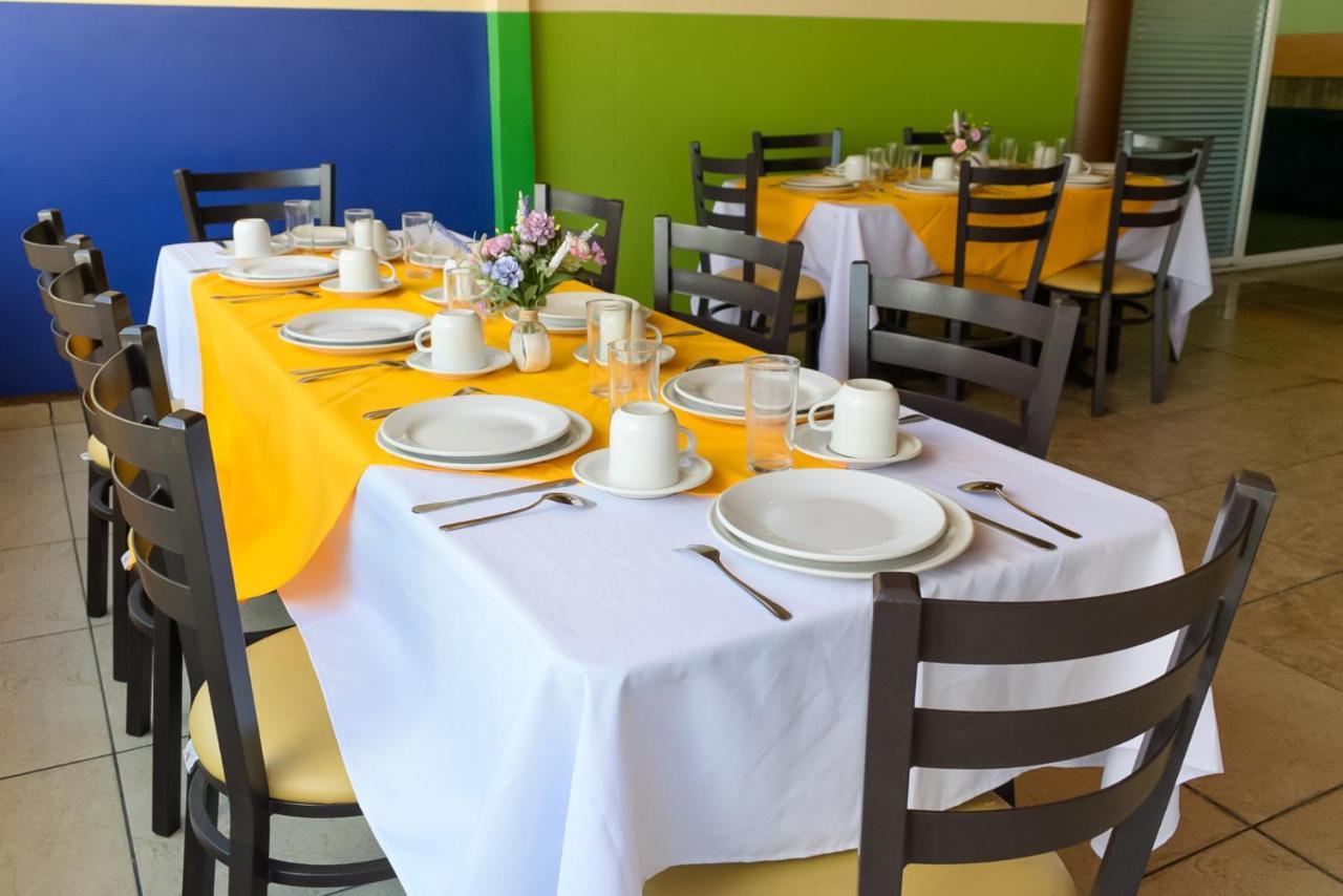 Puebla Inn Express Экстерьер фото