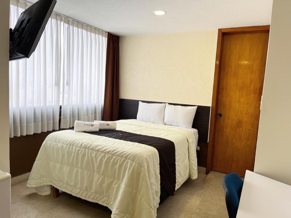 Puebla Inn Express Экстерьер фото