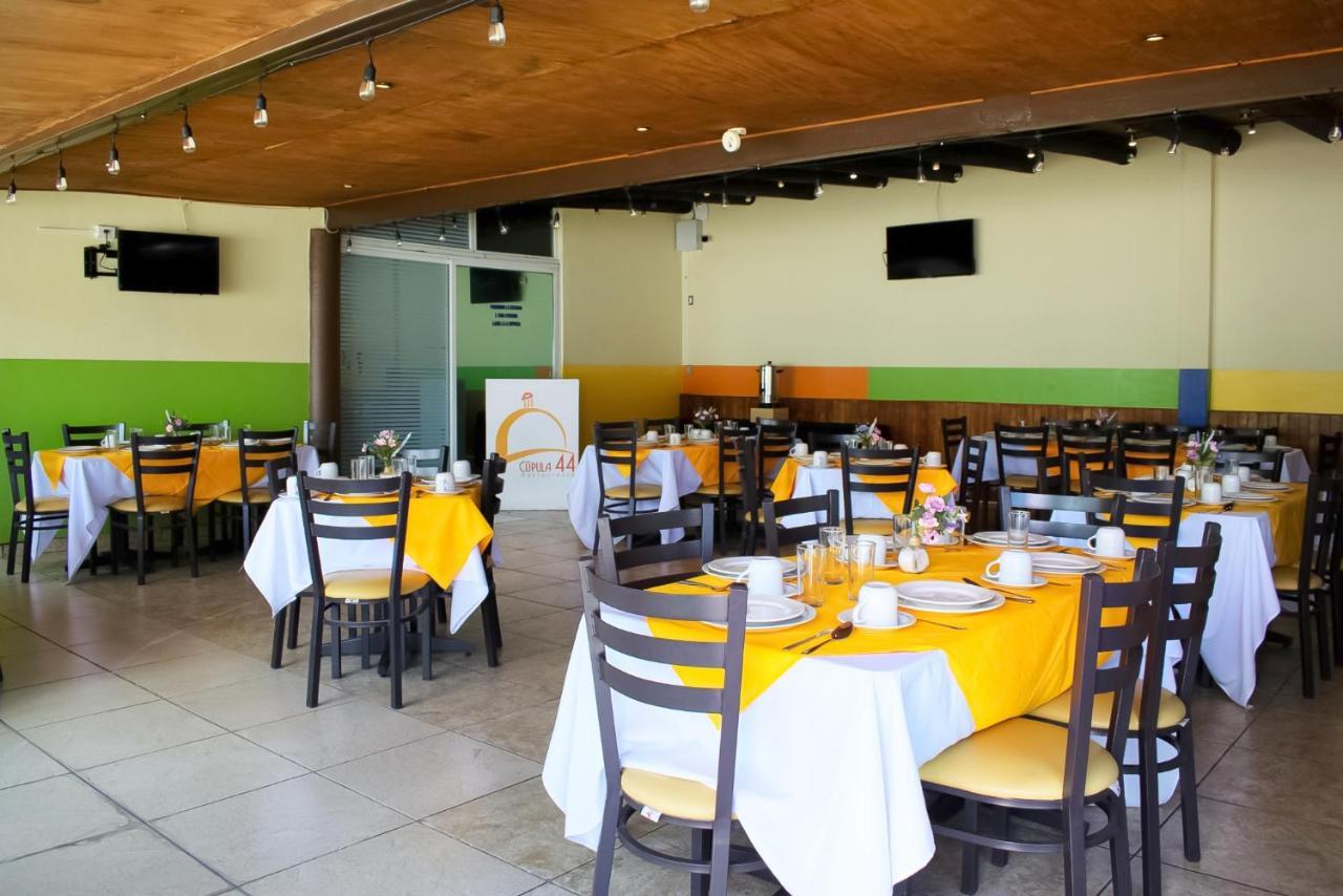 Puebla Inn Express Экстерьер фото