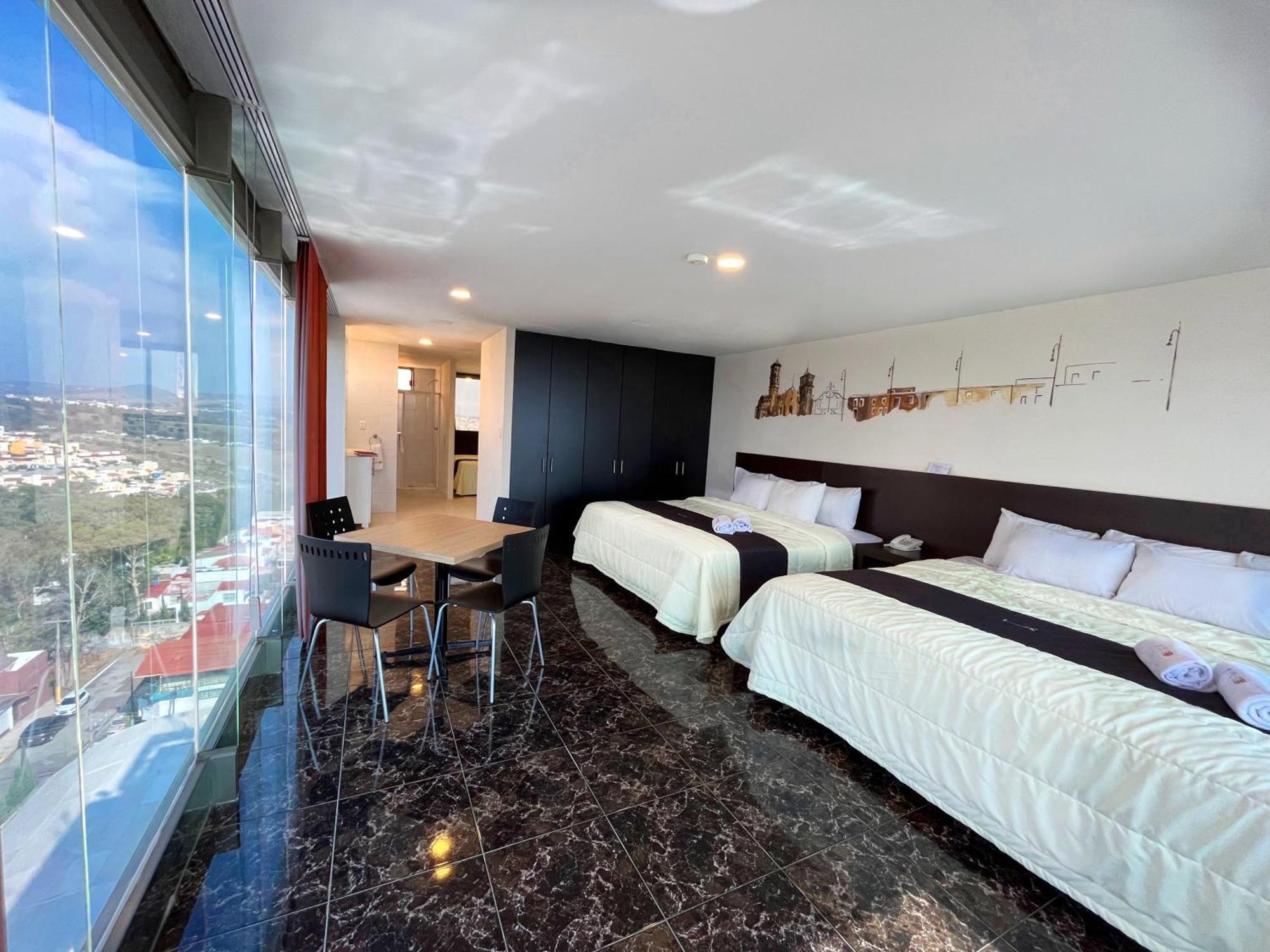 Puebla Inn Express Экстерьер фото