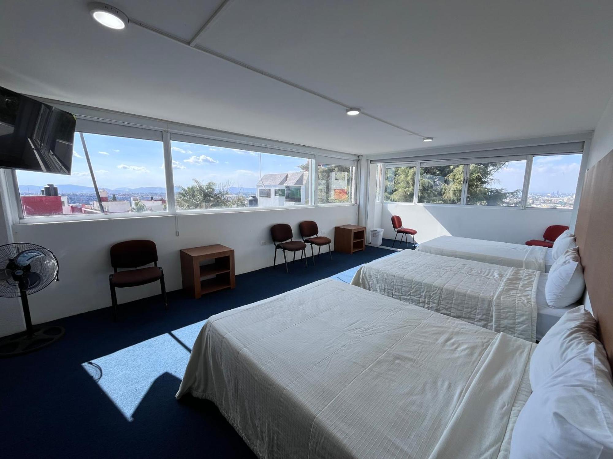 Puebla Inn Express Экстерьер фото