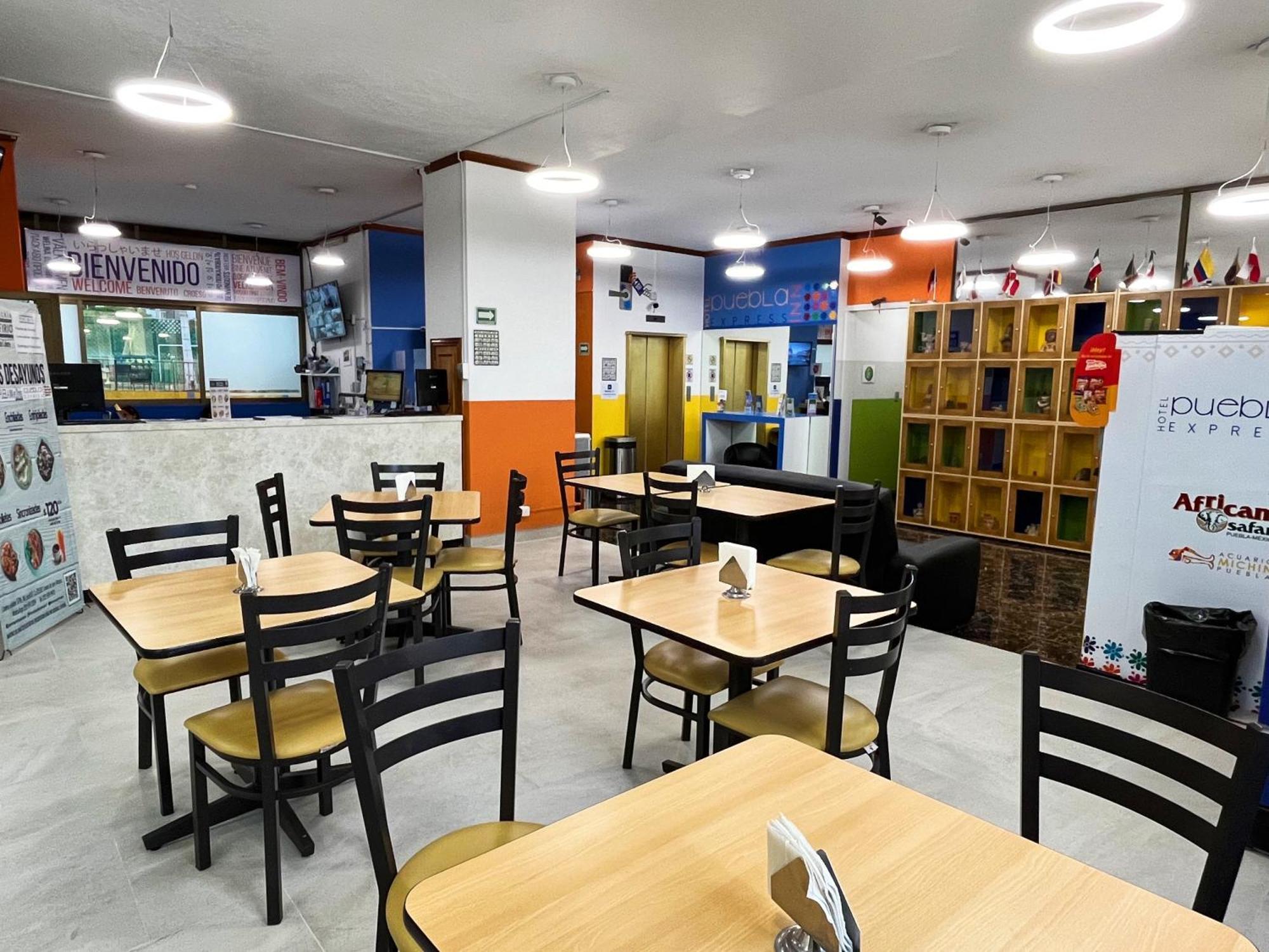 Puebla Inn Express Экстерьер фото